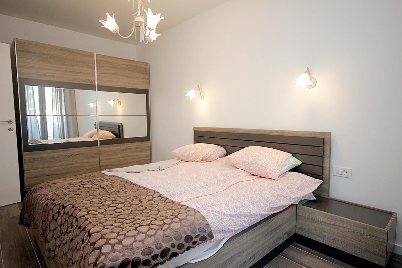 Apartment Melina Dobra Voda Ngoại thất bức ảnh