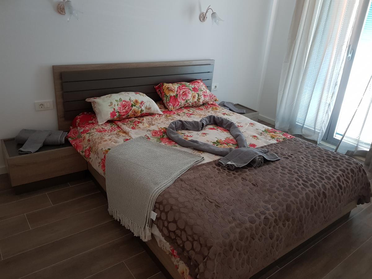 Apartment Melina Dobra Voda Ngoại thất bức ảnh